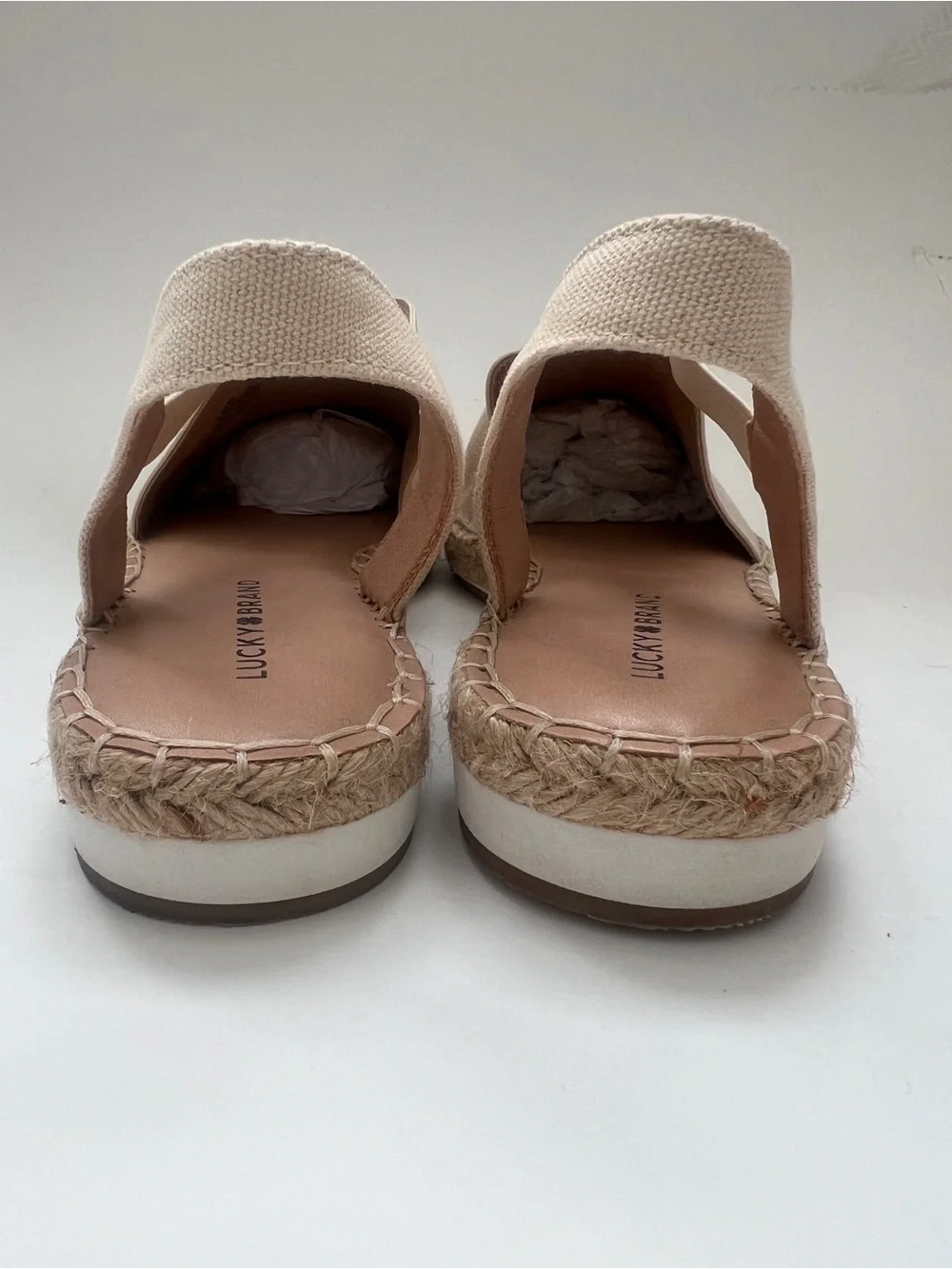 Lucky Brand Rifka slingback Women’s sandals In Cream Size 9M Pre Owned